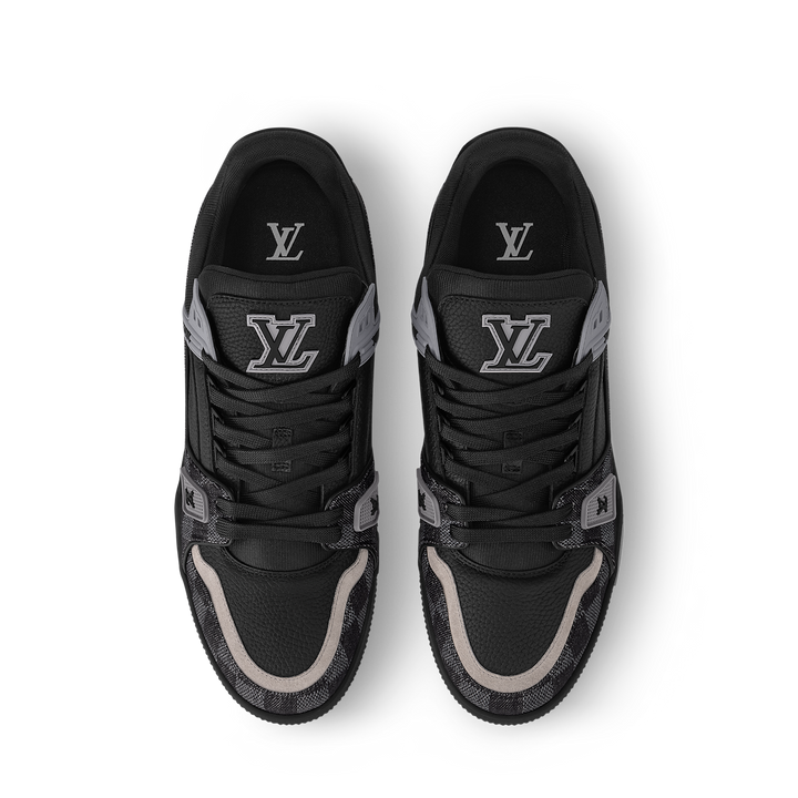 LOUIS VUITTON MONOGRAM BLACK SNEAKERS
