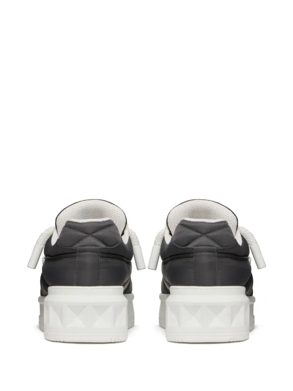 VALENTINO GARAVANI ONE STUD SNEAKERS