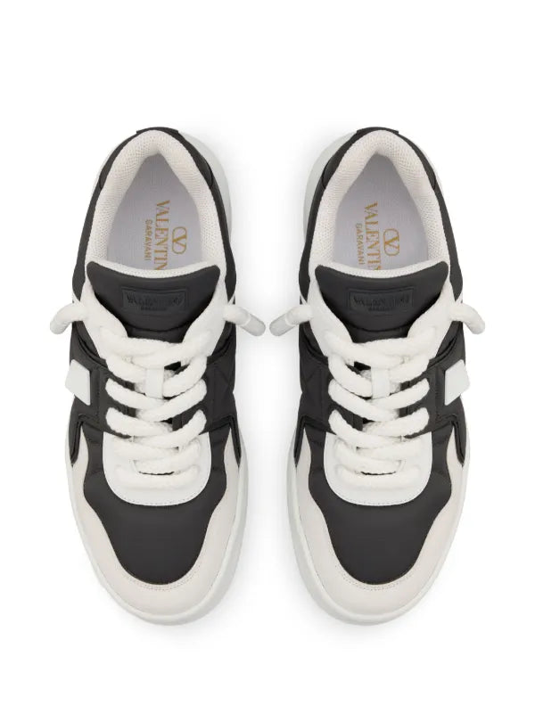 VALENTINO GARAVANI ONE STUD SNEAKERS
